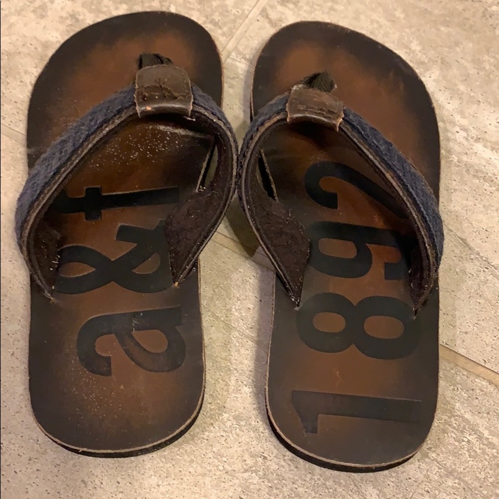 Abercrombie and Fitch sandals